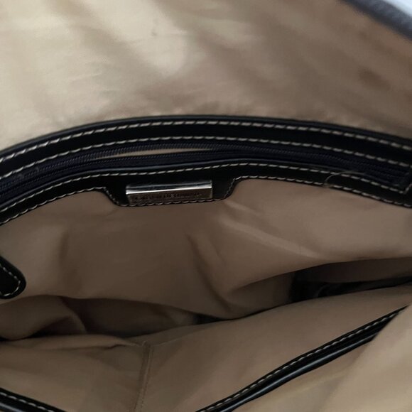 Giani Bernini Geometric Crossbody Bag With Adjustable Strap & Multiple Zipper Co - Picture 6 of 9